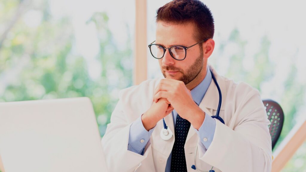 Médicos e profissionais da área da saúde